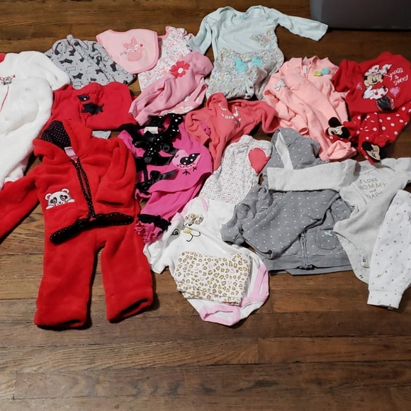 12 Baby Girl 3-6 Month Outfits - Picture 1 of 6